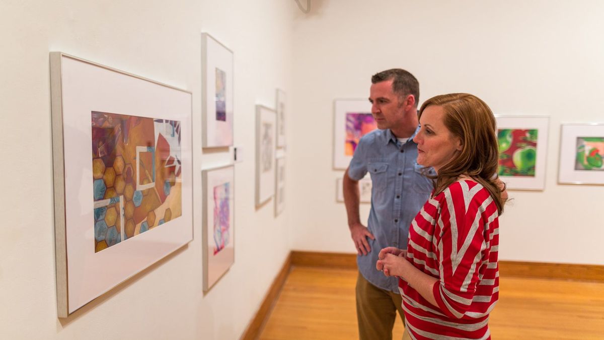 El Museo de Arte Ashley Gibson Barnett es considerado uno de los 10 centros culturales más importantes de Florida. El Museo de Arte Ashley Gibson Barnett es considerado uno de los 10 centros culturales más importantes de Florida.