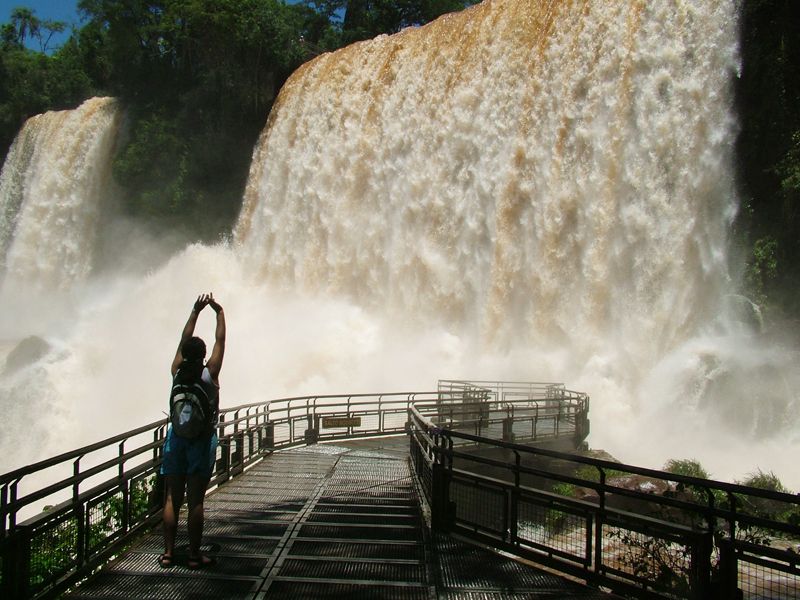 El salto Bosetti es uno de los puntos panorámicos imperdibles de P.N Iguazú.