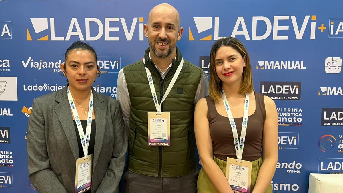 Guisell Matus, Didac Camps y Lorena Romero de Bedsonline y Hotelbeds parte de HBX Group.