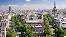 Air France y Extime Travel invitan a hacer una escala en París.
