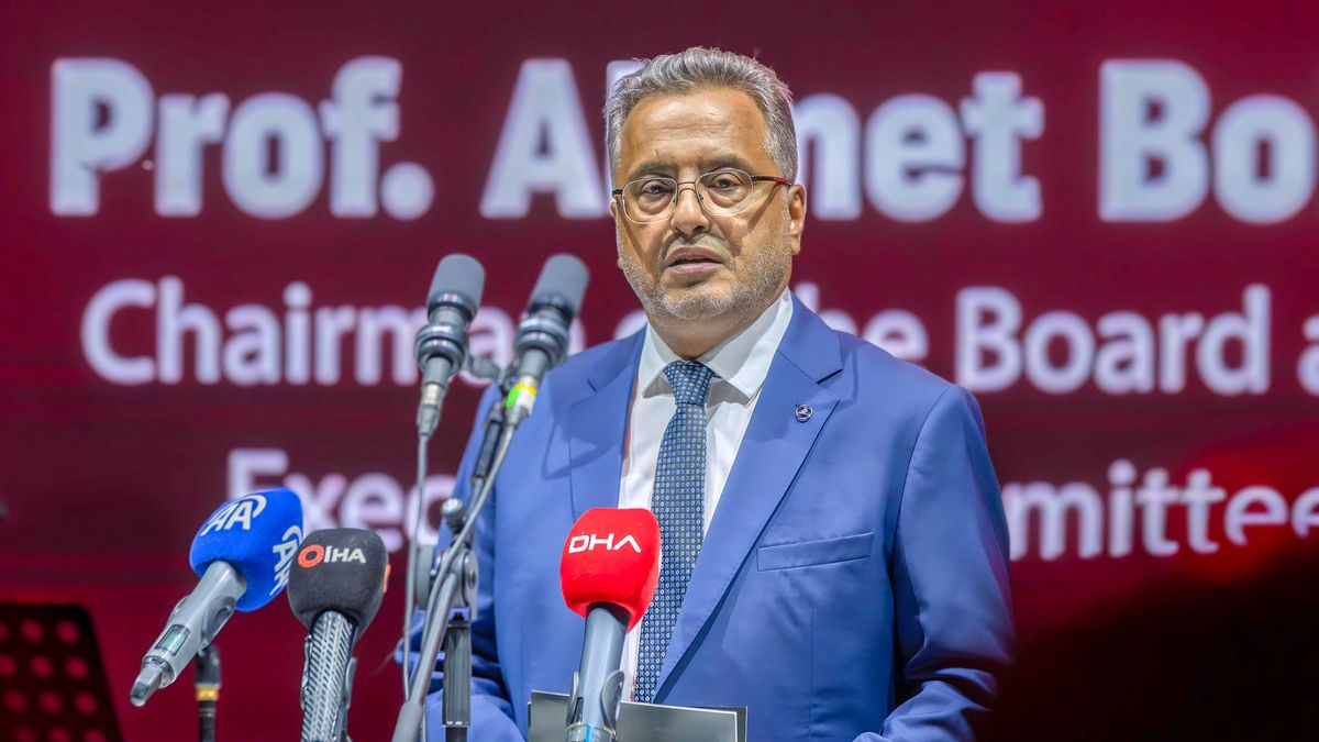 Prof. Ahmet Bolat, presidente del Consejo y del Comité Ejecutivo de Turkish Airlines.