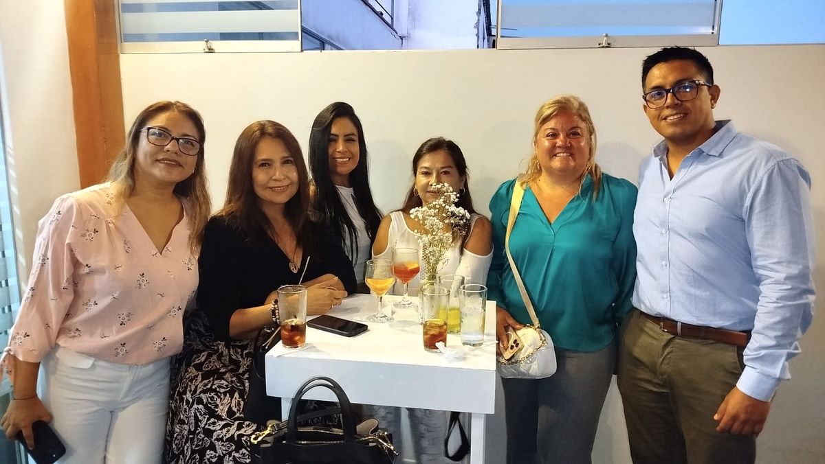 Parte del equipo GEA junto a las agencias asistentes.