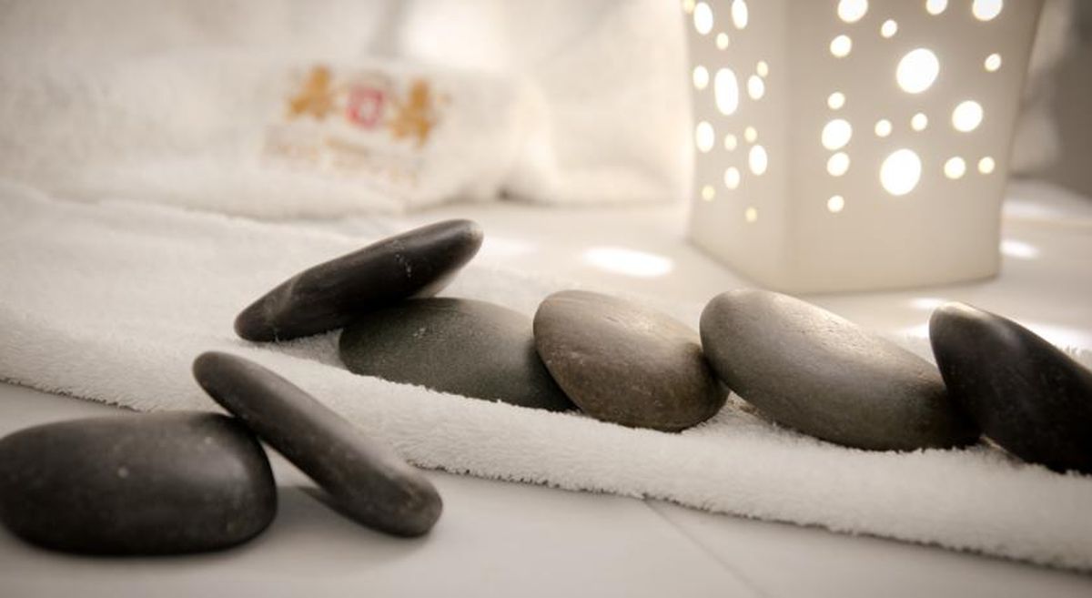 El Health Club del Hotel Dos Reyes (Mar del Plata) cuenta con saunas para hombres y mujeres, jacuzzi con hidromasaje para hasta cuatro personas, y sala de relax.