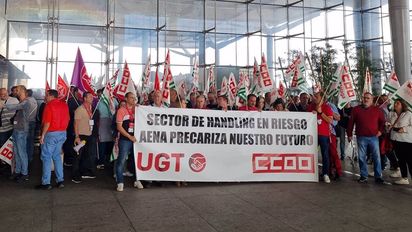 El sindicato UGT anuncia huelgas en los aeropuertos para el final de este verano.