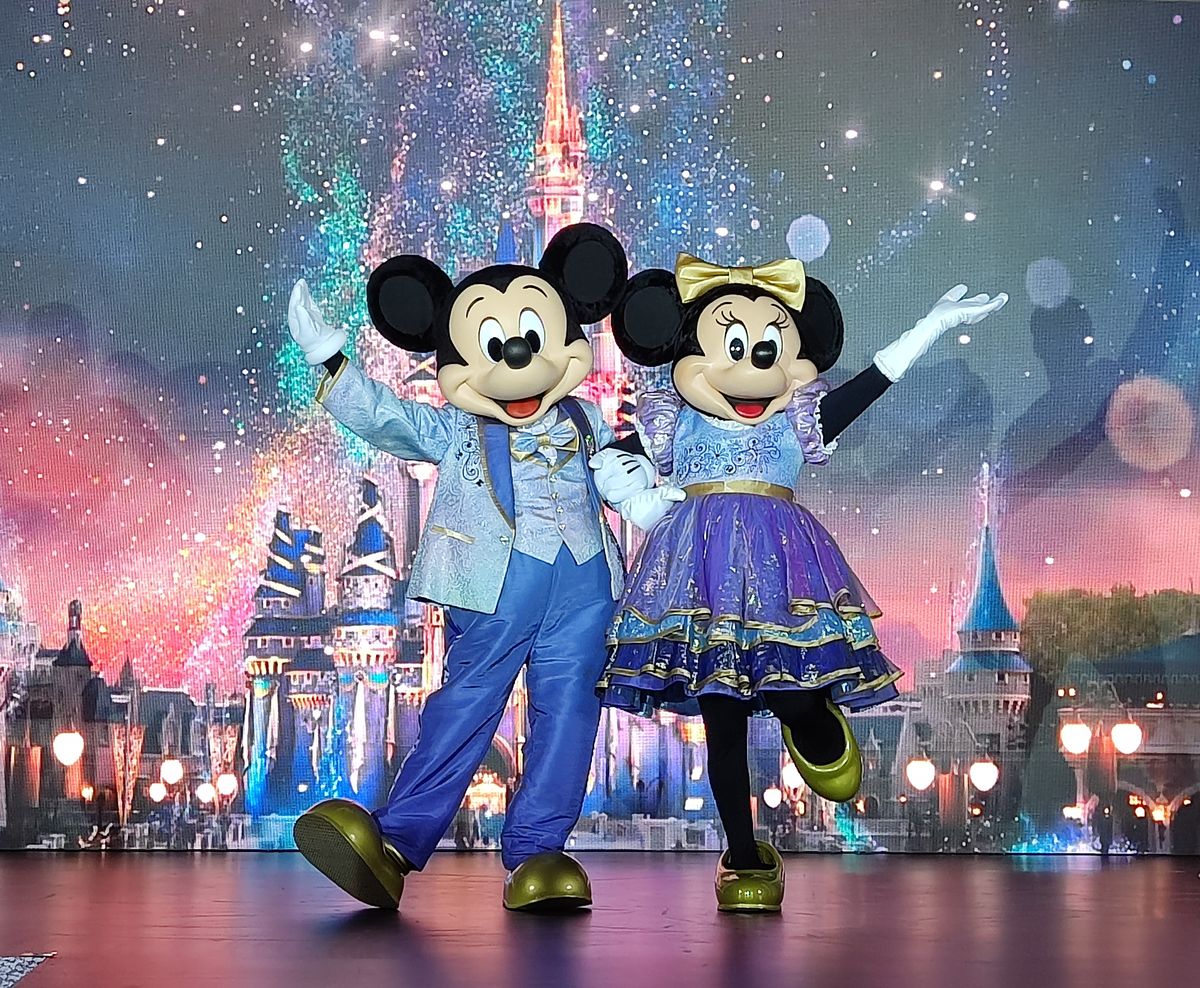 Mickey y Minnie Mouse en su presentación en Perú. - Ladevi Medios y Soluciones Mickey y Minnie Mouse en su presentación en Perú.