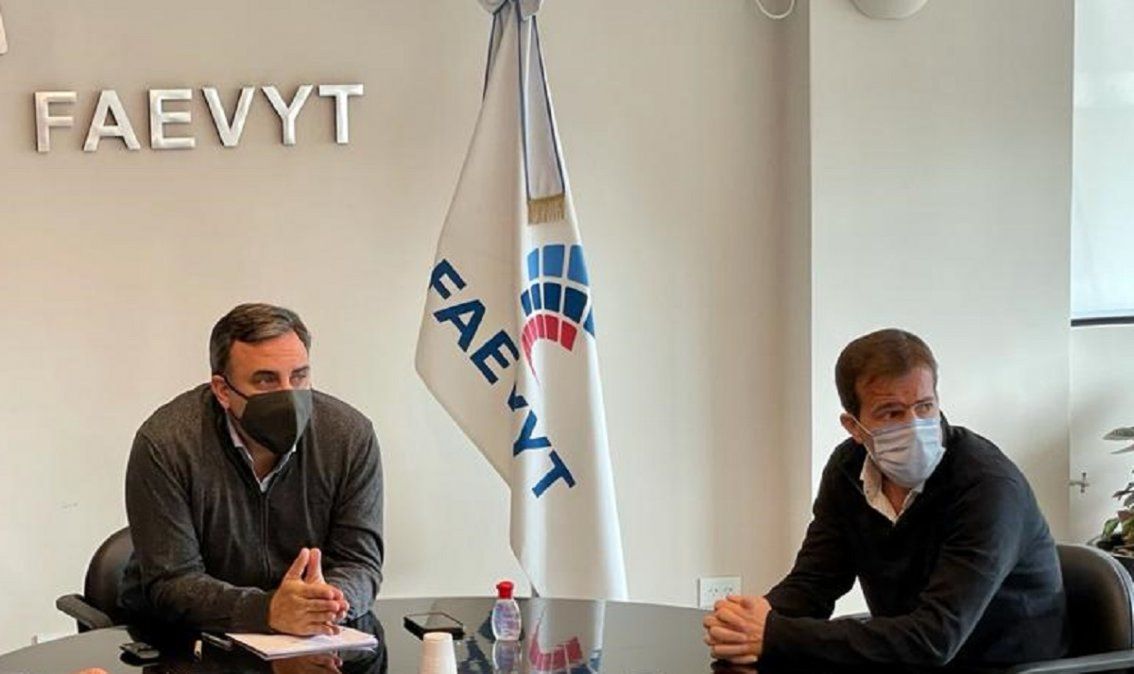 Faevyt lanzó una campaña en las redes sociales para defender las vacaciones.