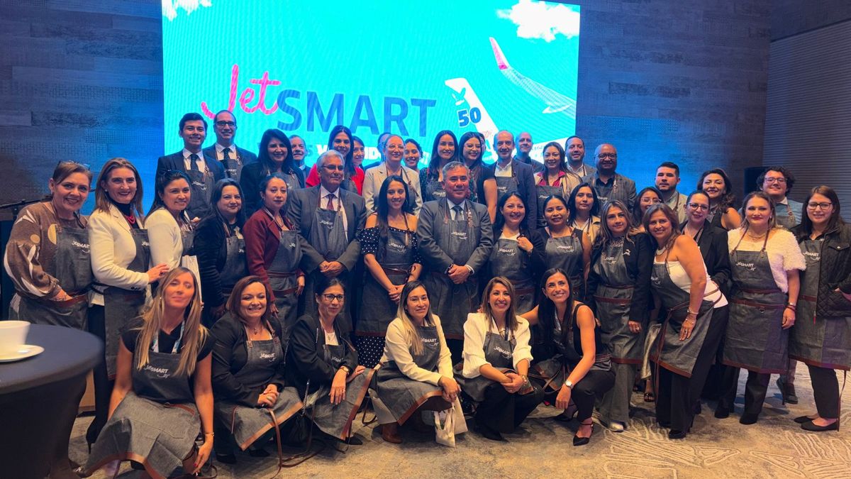 Entre los invitados del evento de JetSmart estuvieron mayoristas, agencias de viajes, medios y gremios. Entre los invitados del evento de JetSmart estuvieron mayoristas, agencias de viajes, medios y gremios.