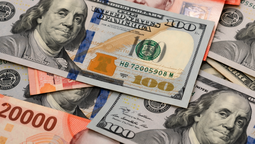 El dólar vuelve a bajar la barrera de los $900.&nbsp;