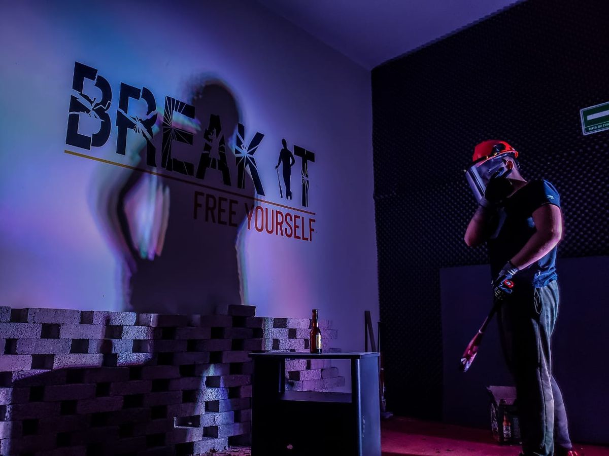 En Break It podrás sacar toda tu furia en CDMX.