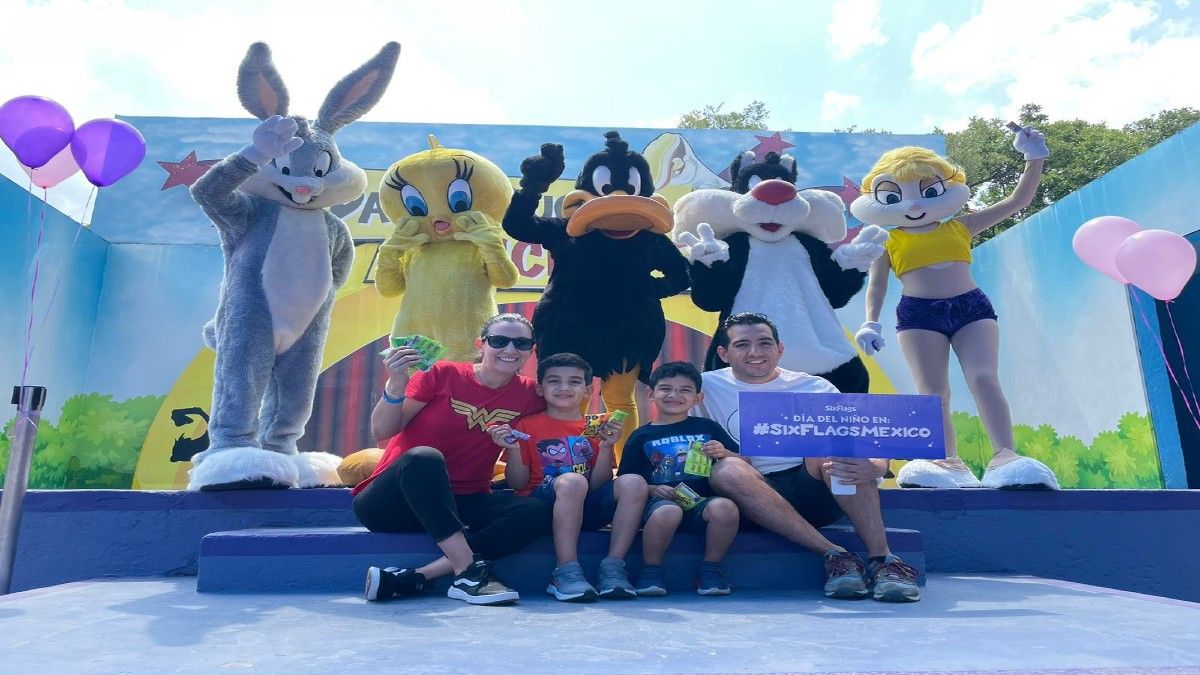 Descubre los shows que Six Flags tiene para cerrar el verano.