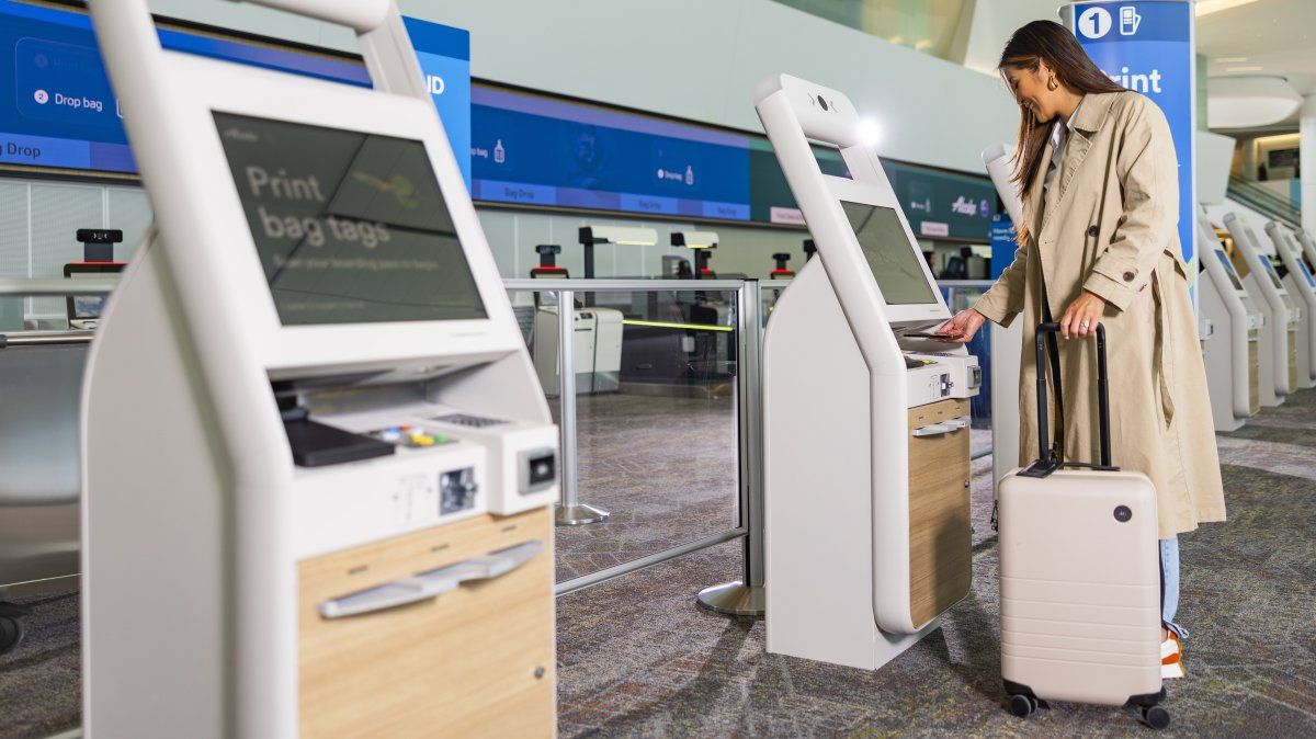 El portal de reservas Alaska Vacations de Alaska Airlines,  permite a los clientes personalizar y combinar sus paquetes de vacaciones, ahorrando dinero y ganando millas.