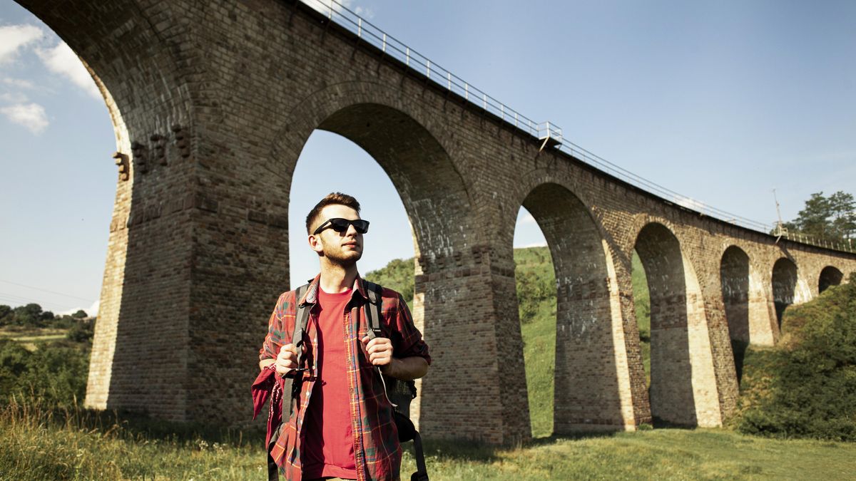 Un viaje por Europa pensado para vivir experiencias diferentes, recorriendo regiones con historia, paisajes y tradiciones menos exploradas.