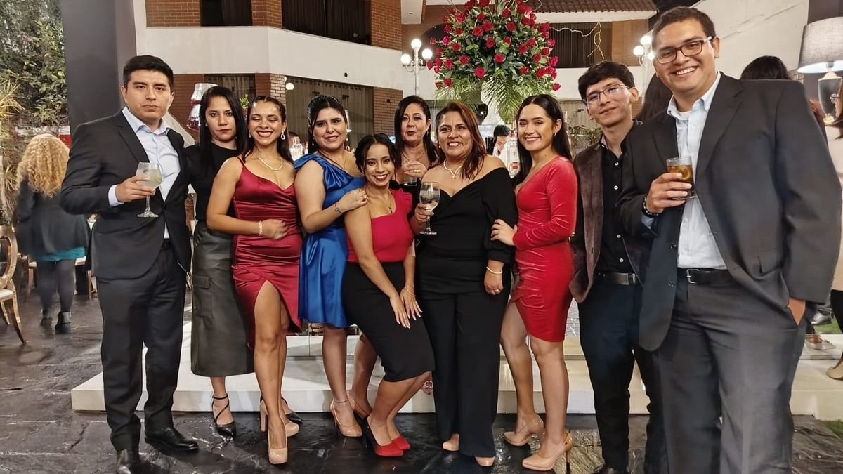 El equipo de Volando Viajes Perú.