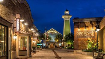 Disney Springs, complemento perfecto de los parques temáticos de Walt Disney World Resort.