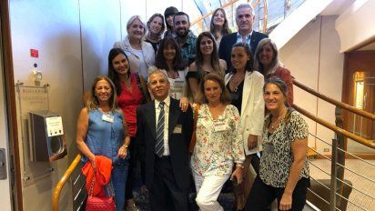 El grupo de profesionales junto a los representantes de Silversea descubrieron el remozado Silver Shadow.