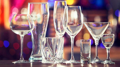 La cristalería y vajilla es uno de los elementos más destacados en el equipamiento de restaurantes, ya que aportan a la conformación de un estilo en los establecimientos gastronómicos.