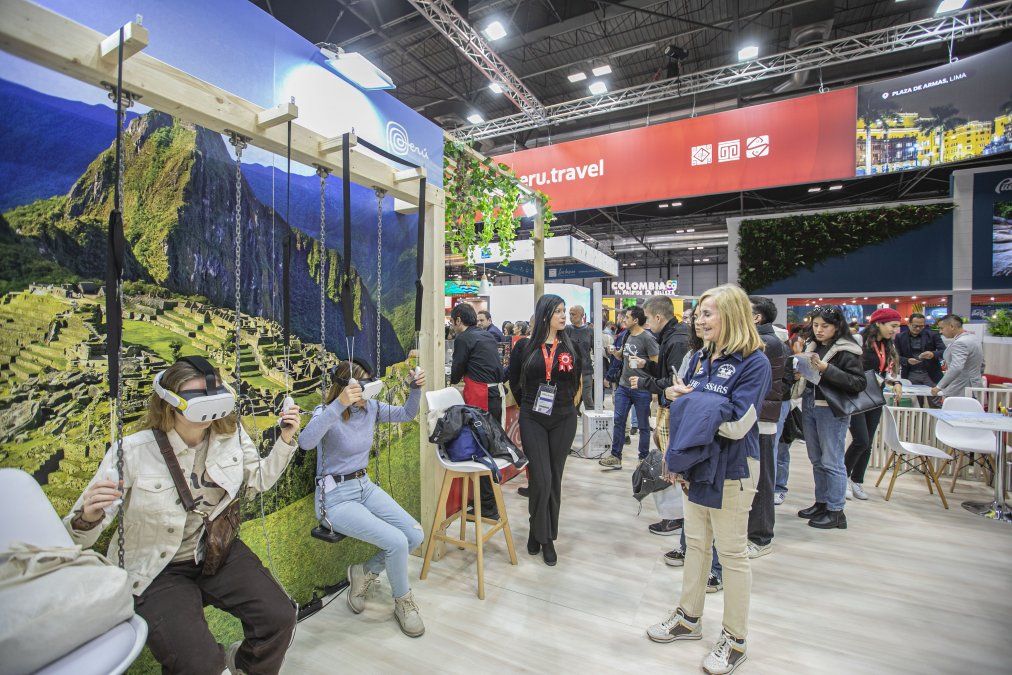 En Fitur 2024, el Perú destacó la riqueza y diversidad del país, consolidandosu posición como un destino turístico atractivo y único. - Ladevi Medios y Soluciones En Fitur 2024, el Perú destacó la riqueza y diversidad del país, consolidandosu posición como un destino turístico atractivo y único.