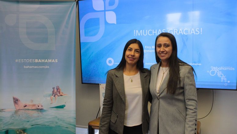 Elcy Mora, ejecutiva de Cuenta en Colombia de TM Américas y Dayana Barrera Morales, Account Executive, VP Comercial Copa Airlines.