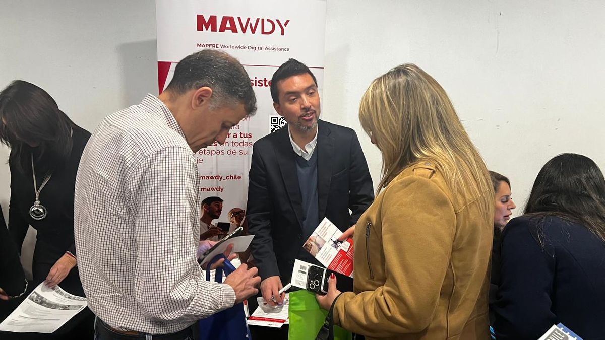 Travelaway: workshop se realizó desde las 11 de la mañana en el Hotel Diego de Almagro de Manuel Montt, siguiendo con un almuerzo y una presentación del mayorista. Travelaway: workshop se realizó desde las 11 de la mañana en el Hotel Diego de Almagro de Manuel Montt, siguiendo con un almuerzo y una presentación del mayorista.