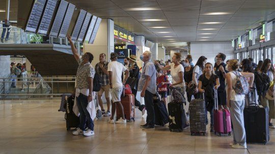 Turistas internacionales en el aeropuerto de Madrid-Barajas.