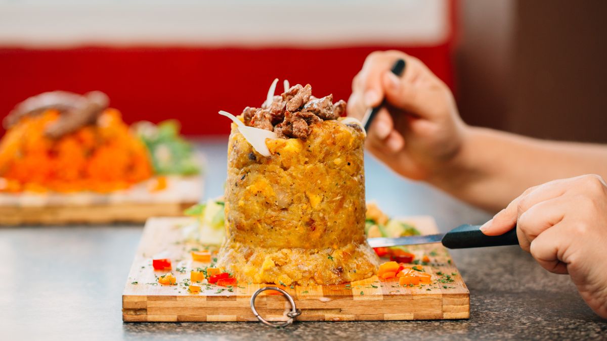 La cocina boricua invita a descubrir recetas tradicionales, ingredientes locales y preparaciones que reflejan la identidad de Puerto Rico.