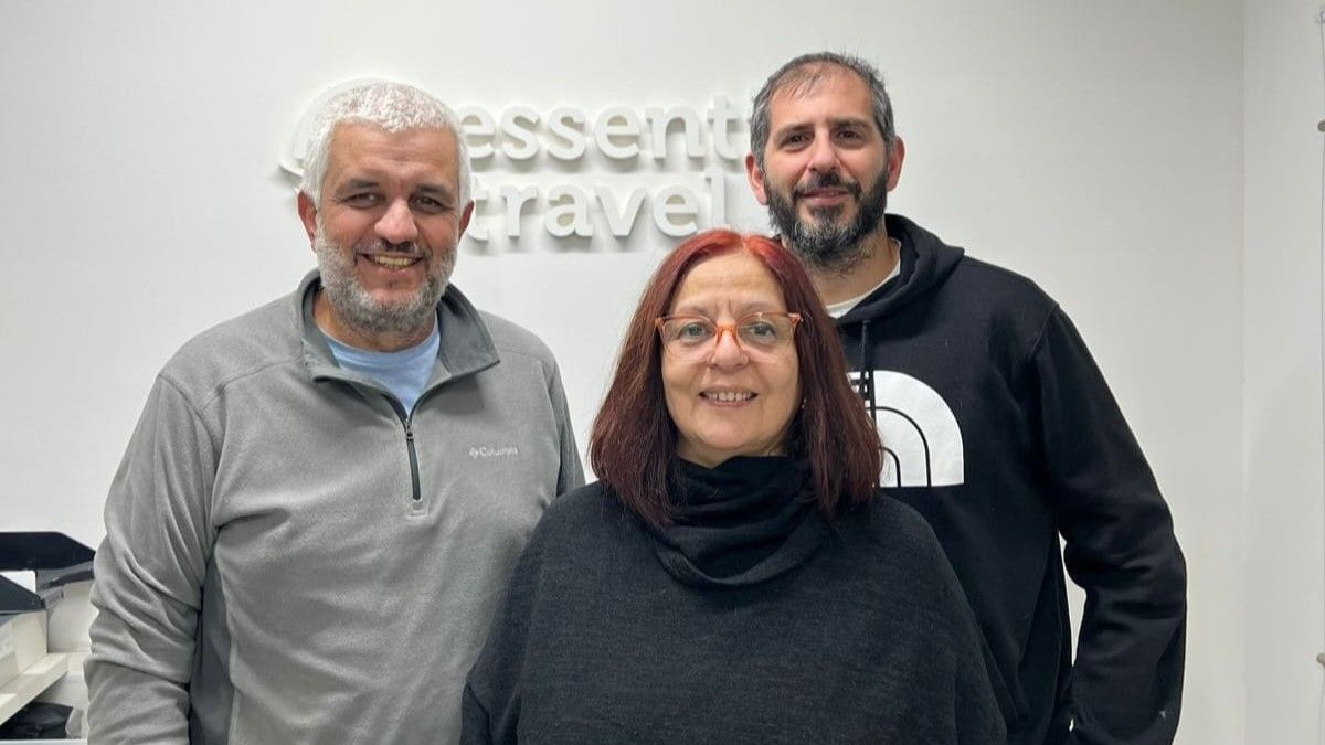 Pablo Viñas, Mónica Cabana y Sebastián Schiaffino, directivos de Essential Travel.