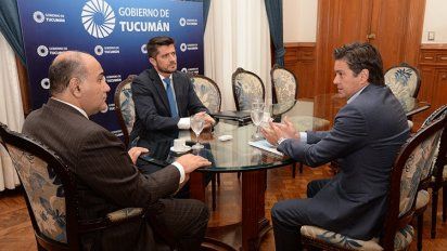 La reunión sirvió para avanzar en el proyecto de la mejora del aeropuerto tucumano.