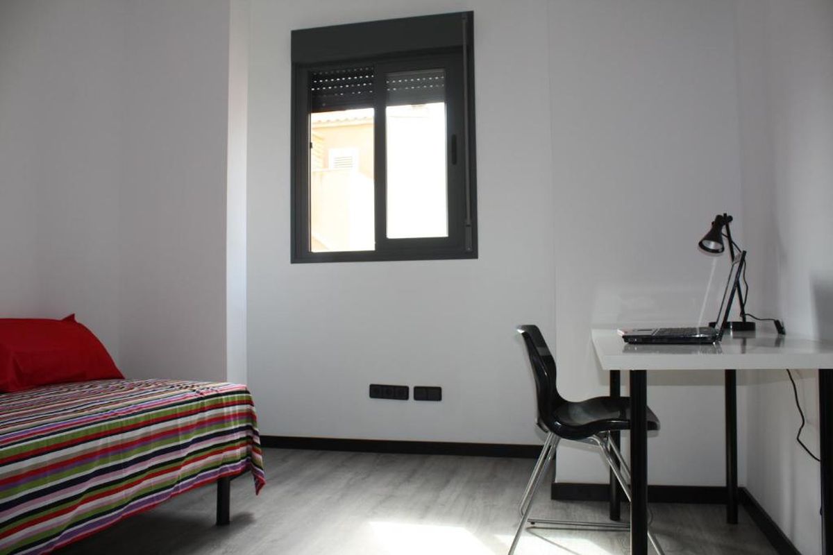 Interior de una de las habitaciones de la Residencia Estudiantes Mayol.