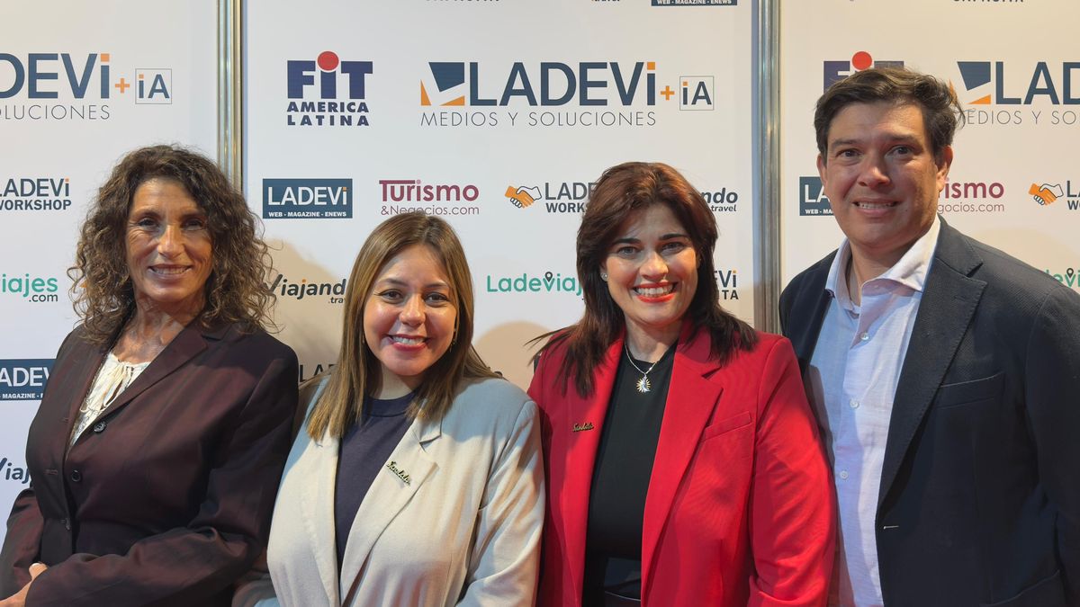 Equipo de Sandals & Beaches Resort en FIT 2025. Equipo de Sandals & Beaches Resort en FIT 2025.