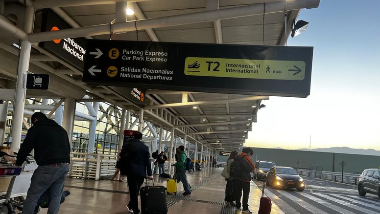 Aeropuerto de Santiago habilita edificio T2-F que cuenta con 10 puertas de embarque.&nbsp;