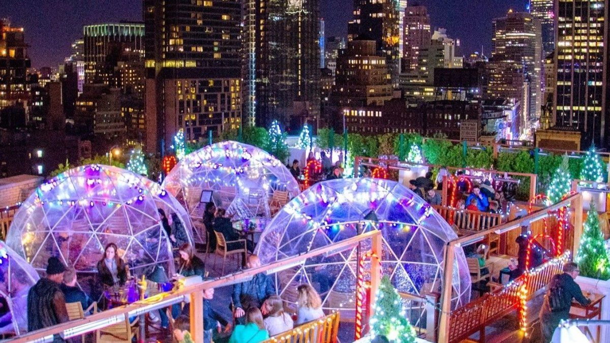 Vacaciones en Estados Unidos: las terrazas de Nueva York albergan bares y restaurantes con las mejores vistas a la ciudad. Vacaciones en Estados Unidos: las terrazas de Nueva York albergan bares y restaurantes con las mejores vistas a la ciudad.