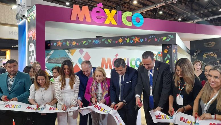La embajadora de México en Argentina inaugura oficialmente el stand de México en la&nbsp;Feria Internacional de Turismo de América Latina - FIT 2022.
