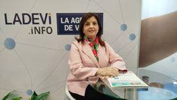 Maritza Montero, primera vicepresidenta de Canatur, en el stand de Ladevi.