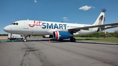 En Argentina, JetSMART cuenta con una flota de 11 aeronaves Airbus A320.