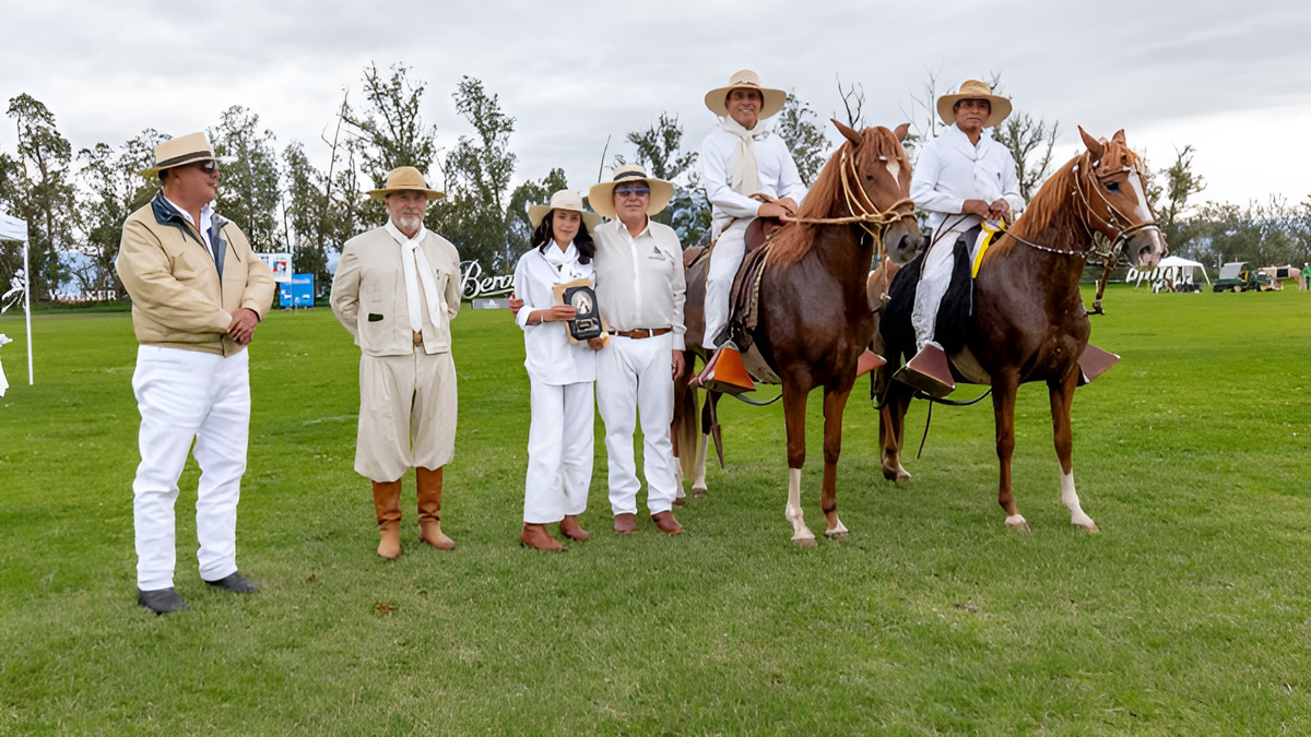 Participantes del VIII Concurso de los Valles del Caballo Peruano de Paso, promovido por PromPerú.