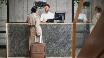 Los hoteles de lujo en Sudamérica ofrecen experiencias inmersivas donde la naturaleza y la comodidad se fusionan a la perfección.