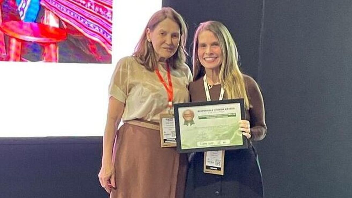 Capachica gana bronce en la WTM Latin America por innovador proyecto de turismo con IA en Puno.