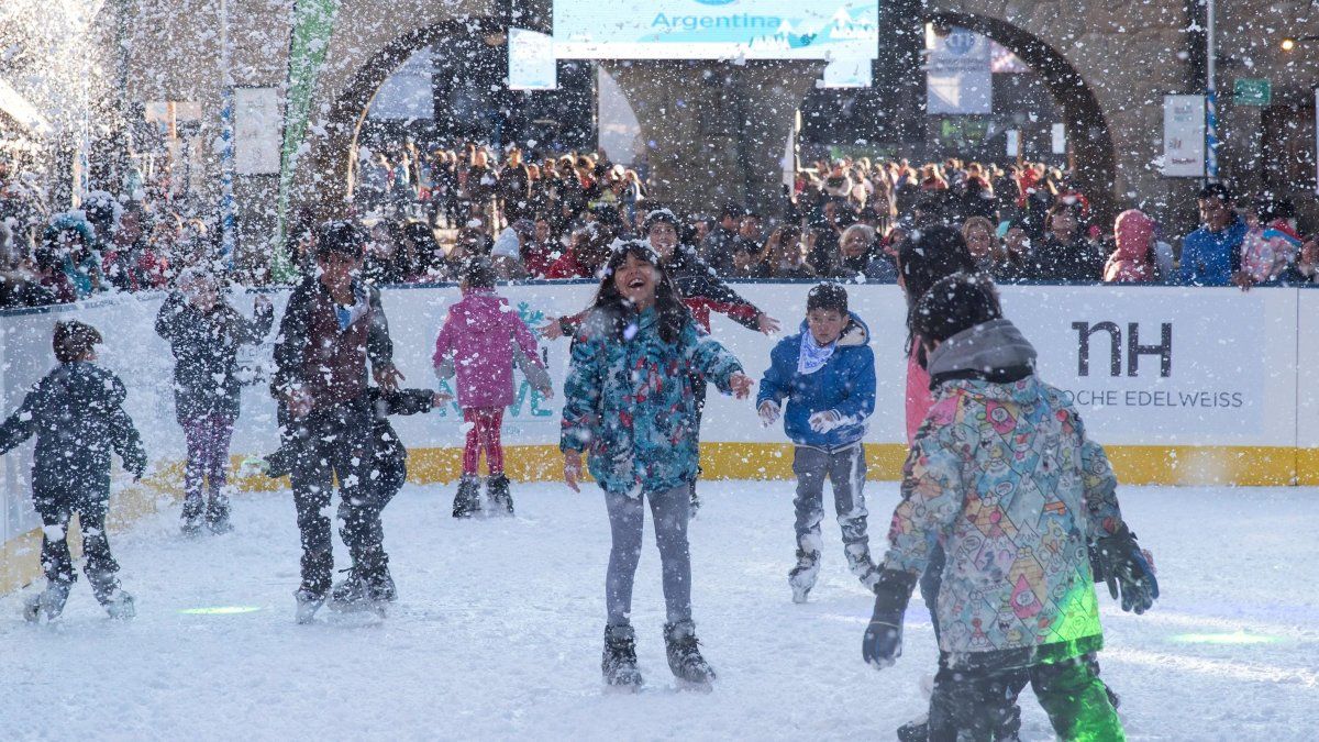 La Fiesta de la Nieve será del 23 al 25 de agosto de 2024 en Bariloche.