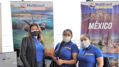 Equipo comercial de Multitravel Ecuador, liderado por Myrian Díaz, directora general.