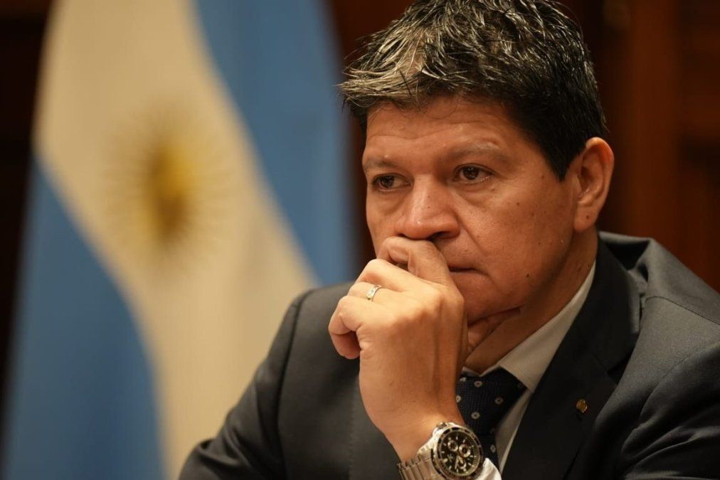 Desde CAME, recalcaron que los aportes se encuentran vigentes y recordaron que, al no tratarse de un aporte personal, el trabajador no sufre ningún descuento en su salario con motivo de dicha contribución. Repudiaron la medida de Javier Milei.