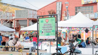 En el Festival en tu Barrio participarán más de 100 gastronómicos y productores regionales, junto a food trucks, parrillas al aire libre y propuestas de cocina callejera. En el Festival en tu Barrio participarán más de 100 gastronómicos y productores regionales, junto a food trucks, parrillas al aire libre y propuestas de cocina callejera.