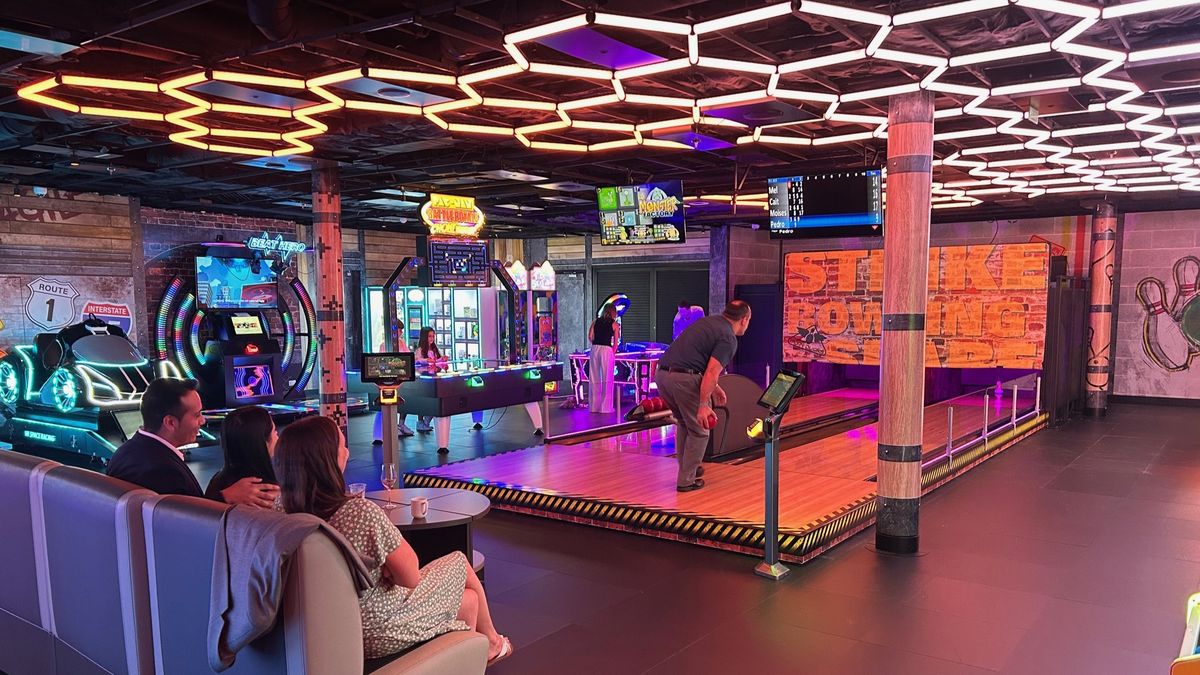 Aqua Game Zone emula las clásicas galerías de videojuegos con toda la diversión que proporcionan.