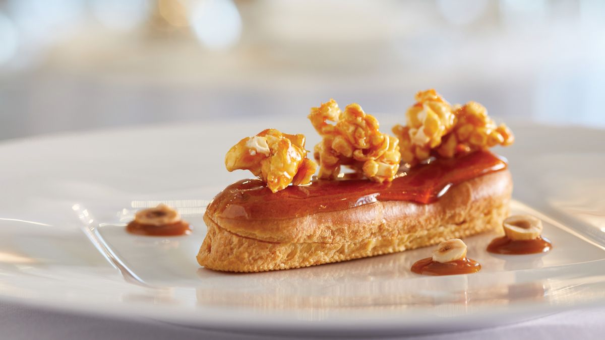 Más de 200 chefs de Oceania Cruises se capacitarán con un programa de tres años.