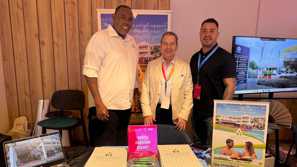 Stand de Acoya Curazao Resort, durante las reuniones uno a uno en el marco del Latin American Trade Symposium. 
