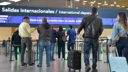 Significativa desaceleración de turistas por vía aérea en agosto