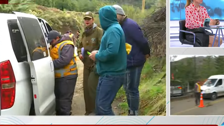 Vehículo se dirigía a Farellones con los turistas cuando fue detenido por un procedimiento del Ministerio de Transporte.