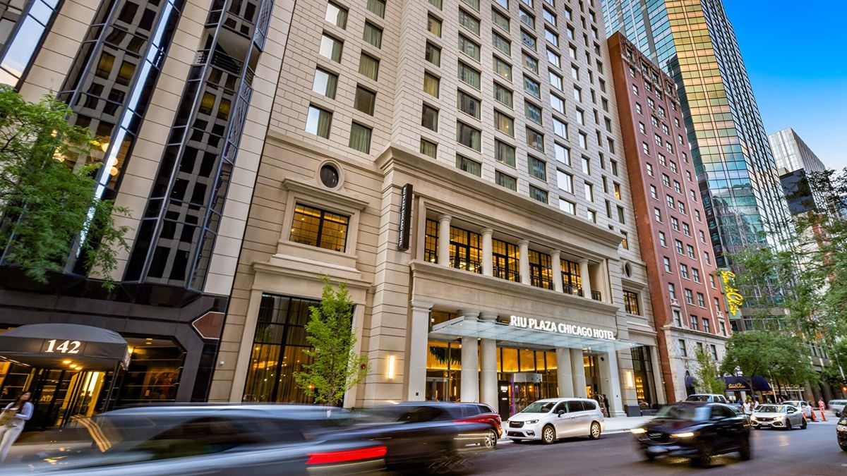 En el marco de IPW, RIU invitó a sus partners a conocer de primera mano las instalaciones de RIU Plaza Chicago. En el marco de IPW, RIU invitó a sus partners a conocer de primera mano las instalaciones de RIU Plaza Chicago.