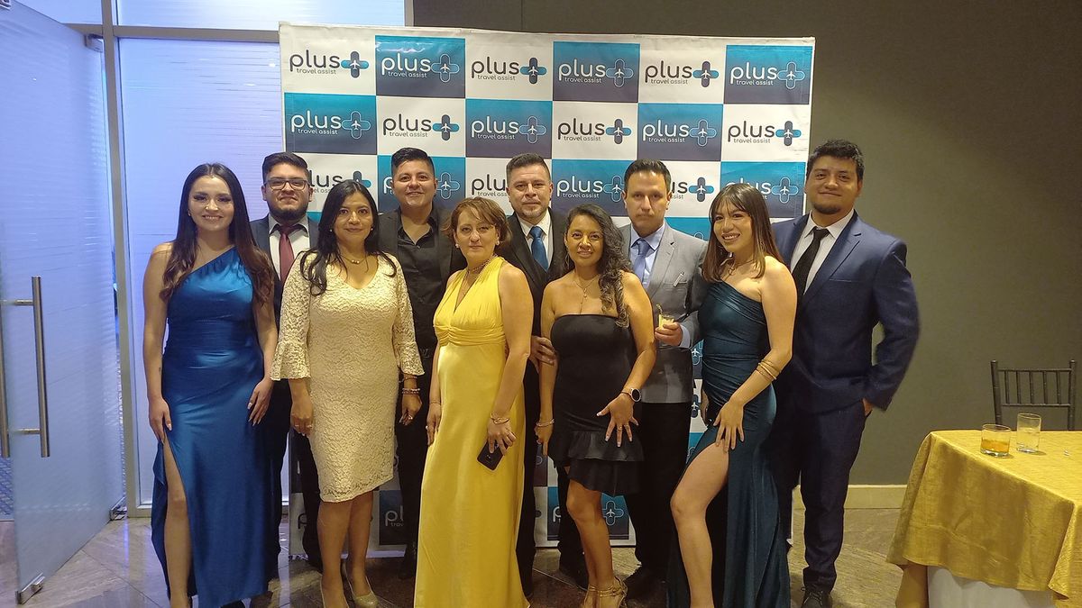 El equipo de Plus Travel Assist. - Ladevi Medios y Soluciones El equipo de Plus Travel Assist.