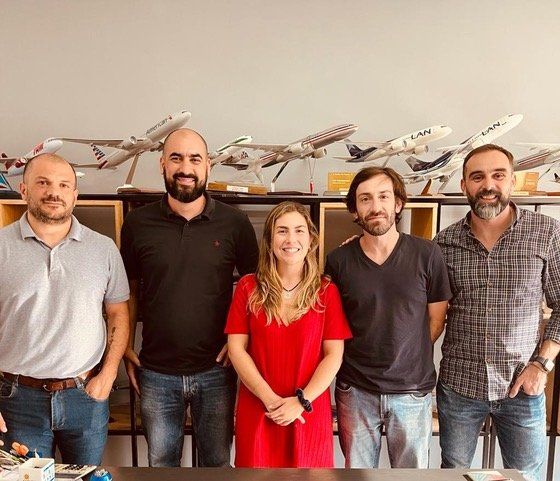 Ornella Tessarolo, Luciano Tessarolo y Matías Alfaro, directores de Carnival Tours, junto a Mariano Peripolli y Luis Fernández Gómez.