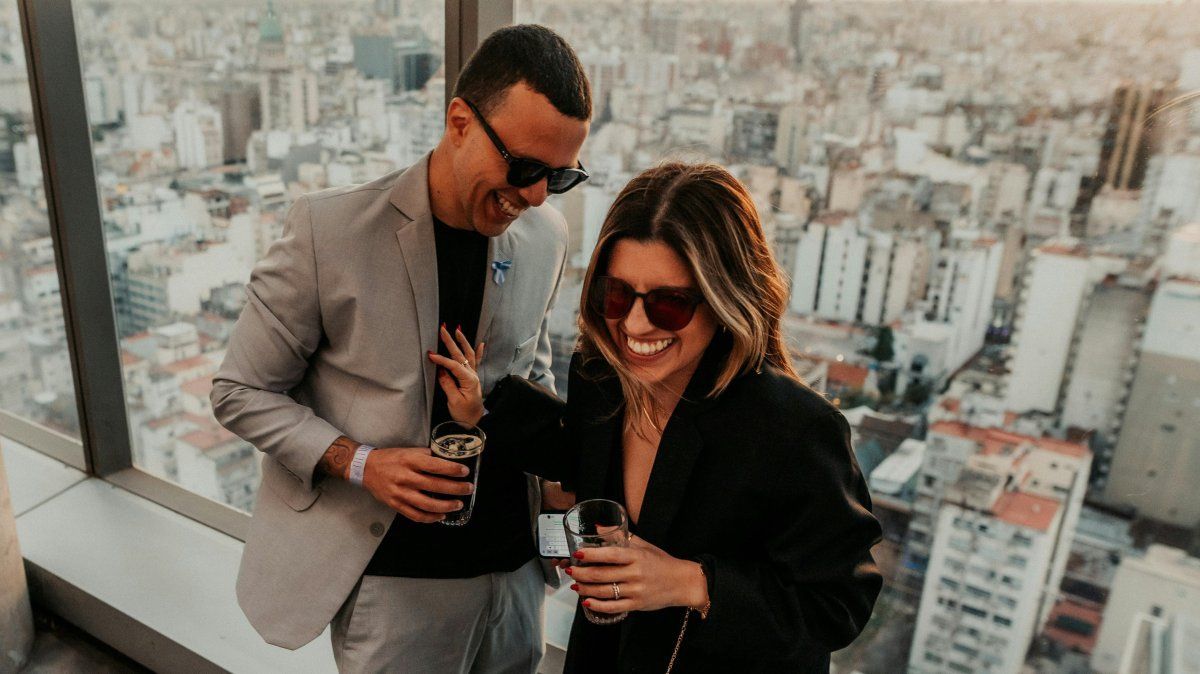 Las tendencias que marcarán las vacaciones 2026 de los turistas de Argentina: probar la compatibilidad con pareja o amigos.